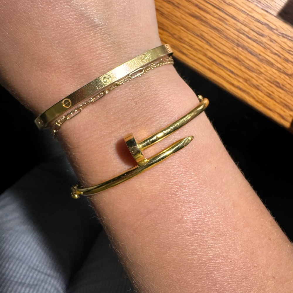 Elegant Gold Bangle Set